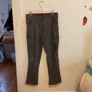 Wrangler Men's Gray Cargo Pants with Subtle Red Waistband Accent